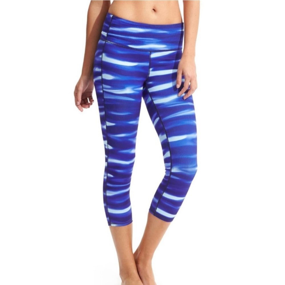 Athleta H2O High Rise Chaturanga Capri Leggings Blue Womens Size Small
